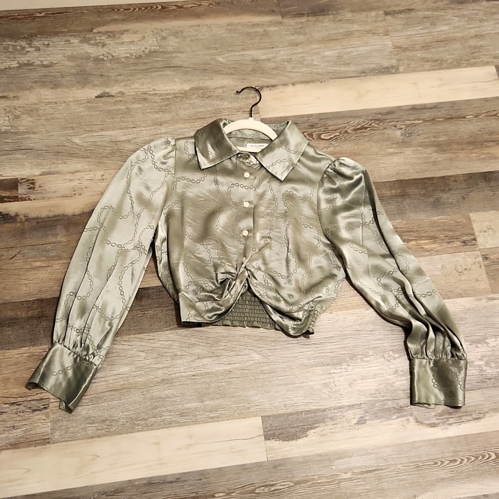 Petite studio sage green blouse S